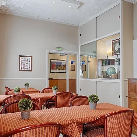 Des Facultes Hotell Lyon